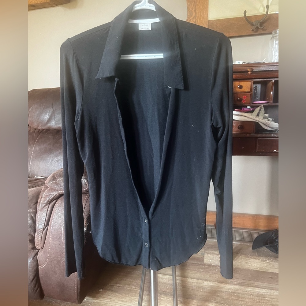 Casual Aritzia button up blouse